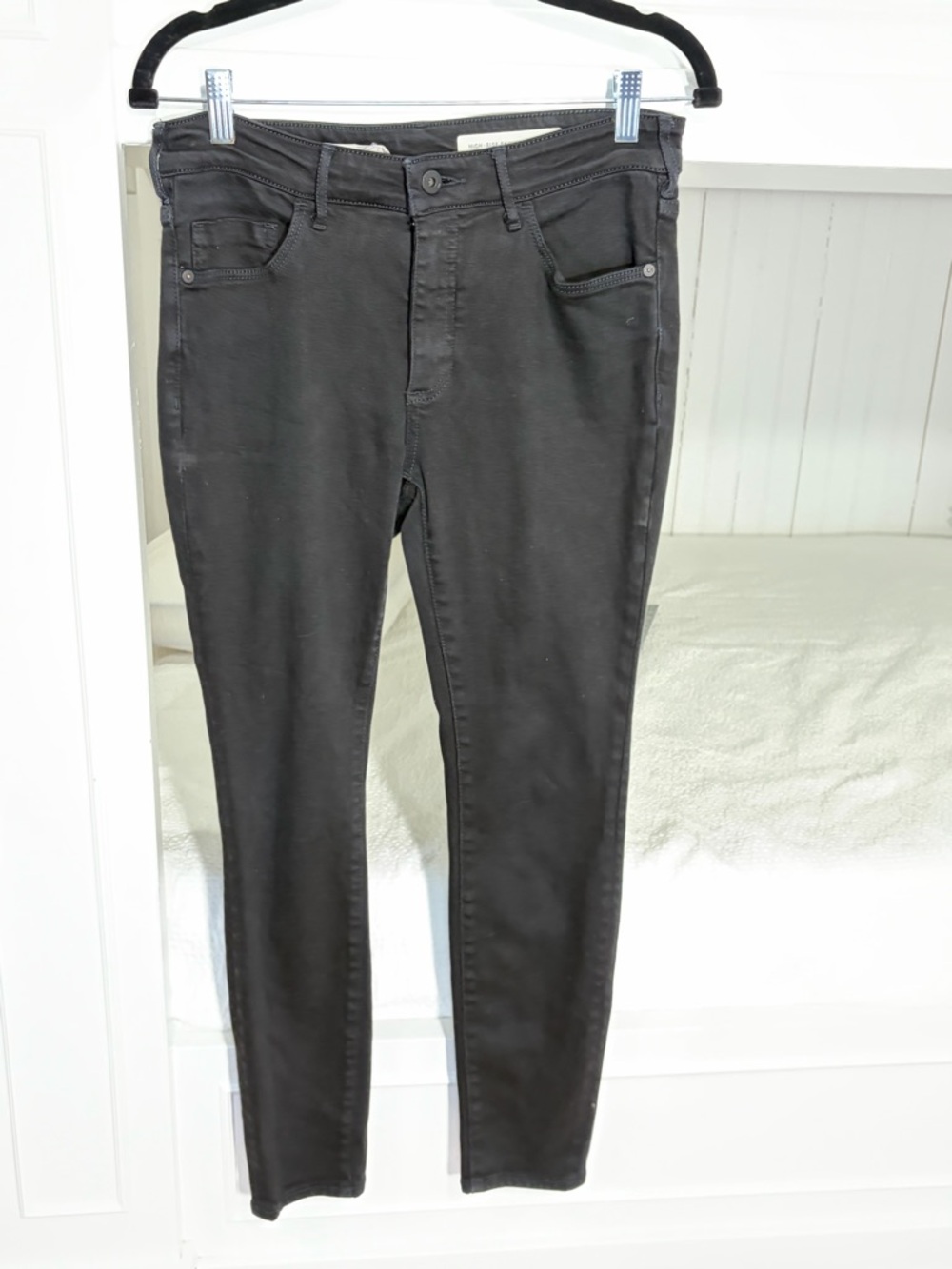 Anthropologie Pilcro High-Rise Black Skinny Jeans - Sleek Stretch Fit
